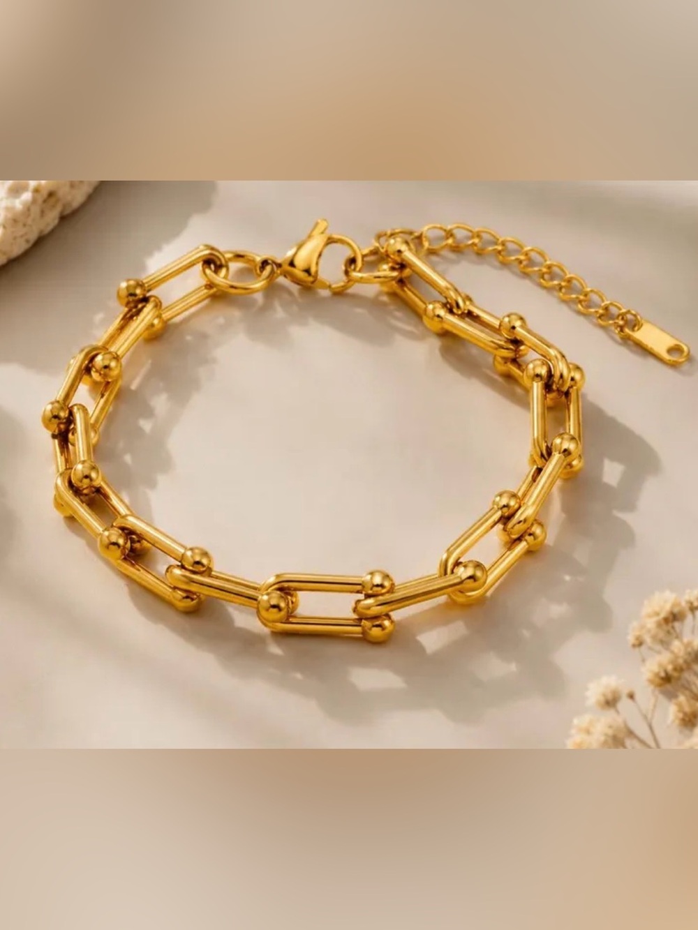 U shape Graduated Gold Link Chain Bracelet for Women - Elegant Geometric Design